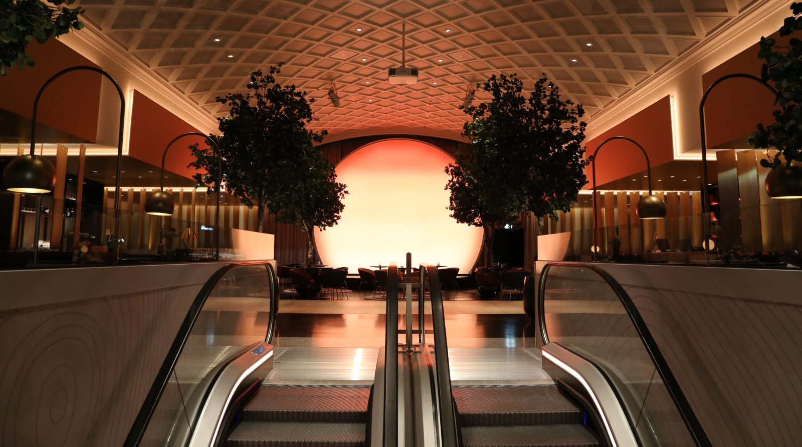 HotelNorgeByScandic_lobby_sun_mainimage