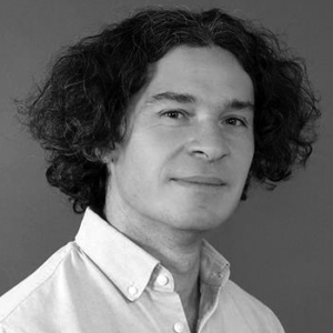 ariel-almendral-vazquez-bw350